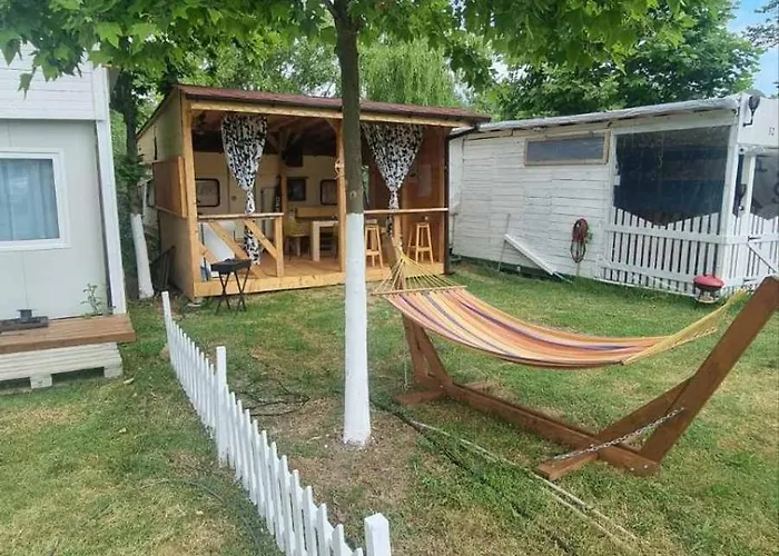 Campeggio каравана амалтея